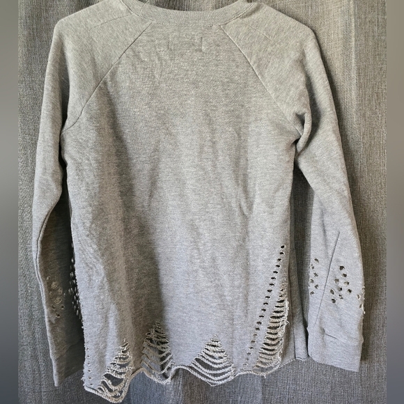 Pepin Sweatshirt V-Neck Cutout Distressed Grey Boho Chic Pullover Boho Sz S - Picture 2 of 4